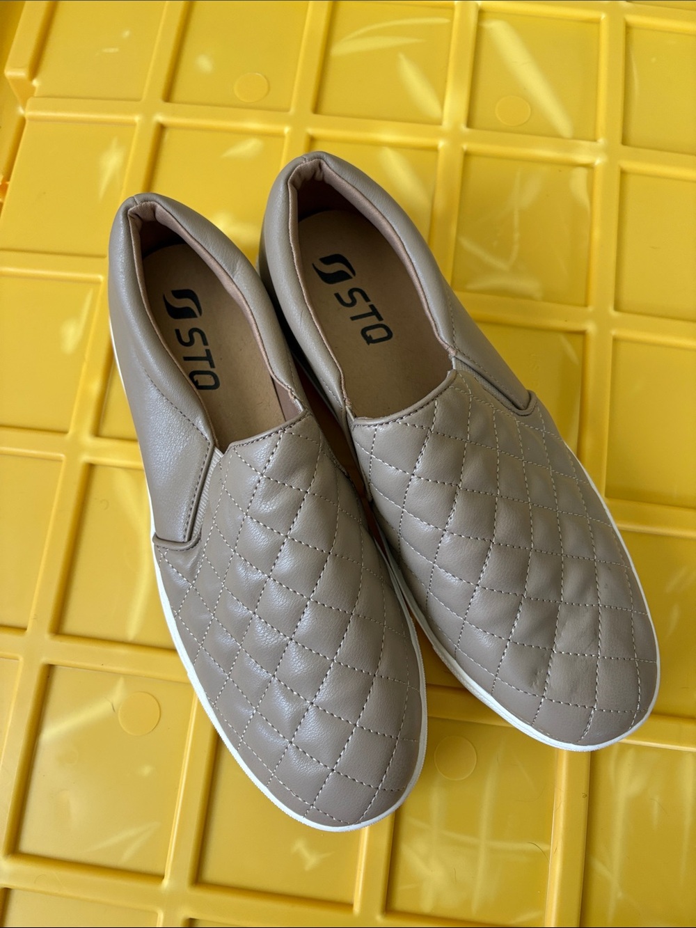 STO Quilted Slip-On Flats in Taupe for Women